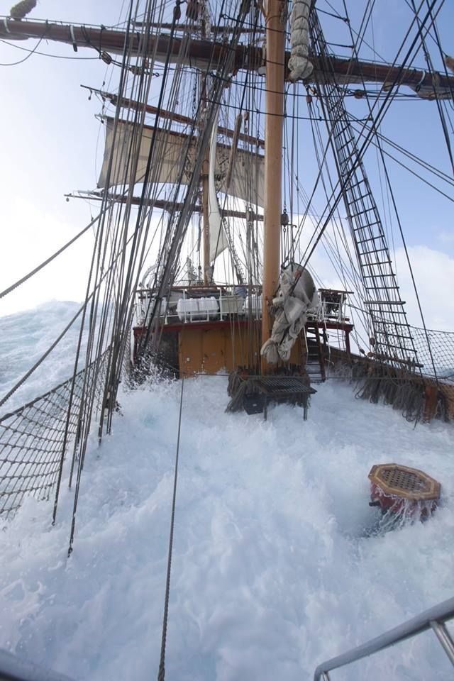 La tempête des 40èmes rugissants